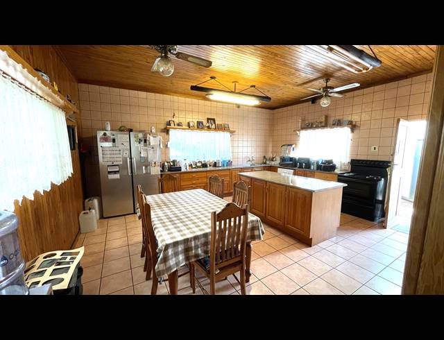 3 BEDROOM HOUSE FOR SALE IN LYTTELTON MANOR